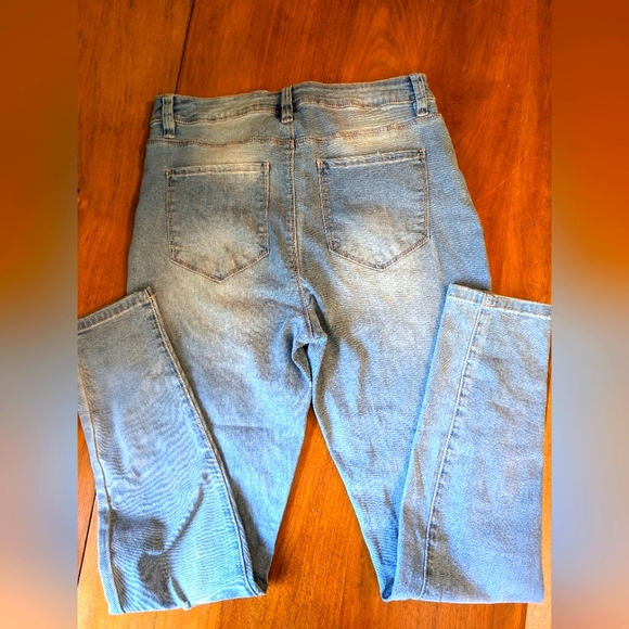 YMI junior stretch jeans - Picture 2 of 9